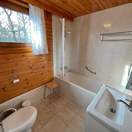 شاليه Bochetay 12 *